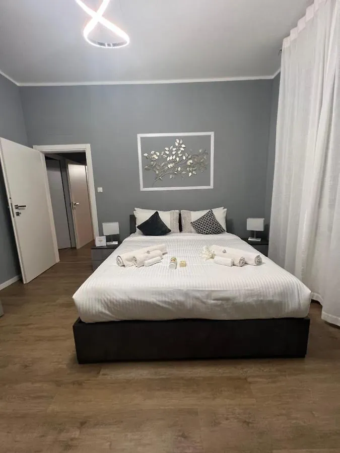 Bed and Breakfast Hopper House Болонья 0*,  Италия